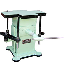 Pin Lift Moulding Machine